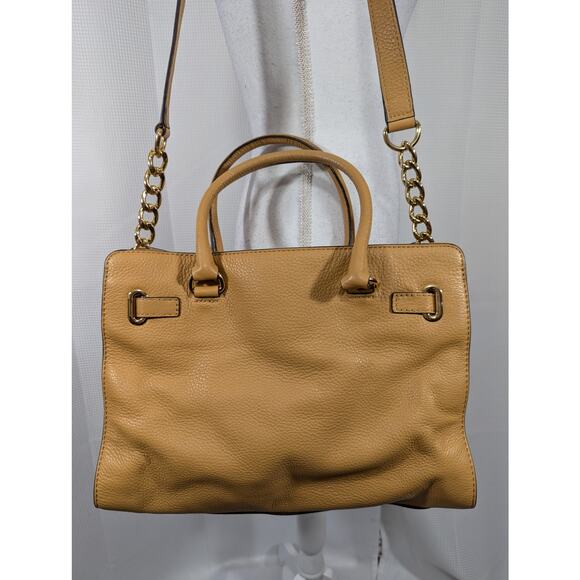 NWOT! MICHAEL KORS! ALMOND TAN/BROWN GENUINE LEATHER LARGE SHOULDER BAG, PURSE! - Picture 6 of 12